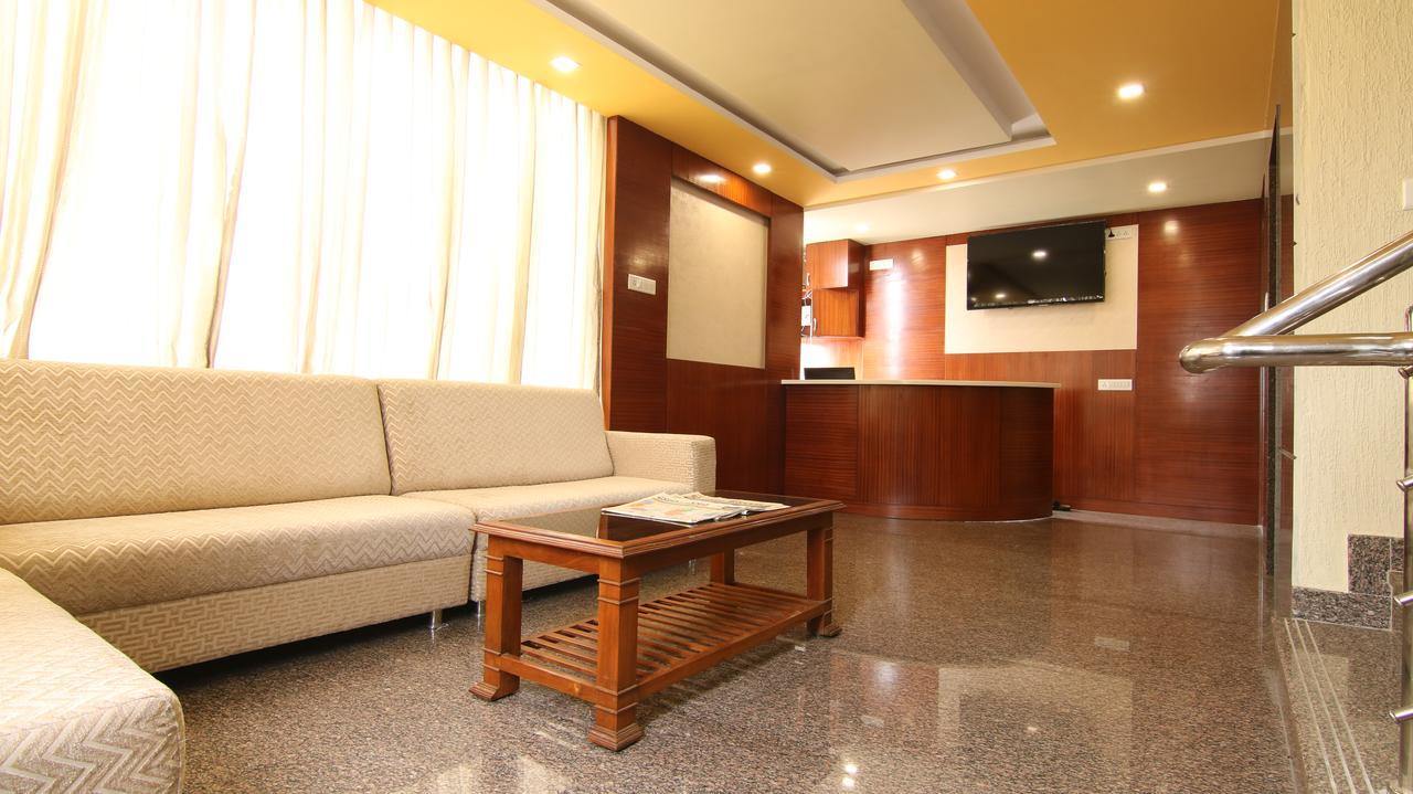 Hotel Sri Nandi Comforts Bengalúr Exteriér fotografie
