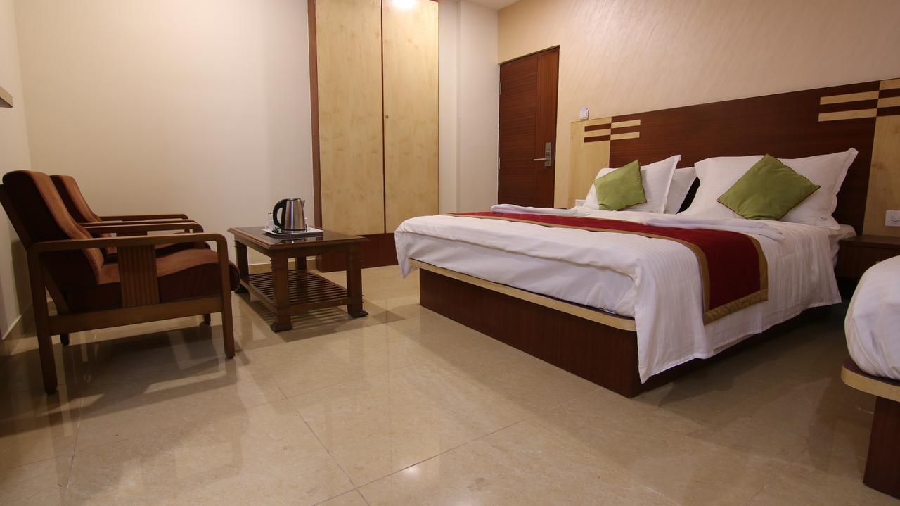 Hotel Sri Nandi Comforts Bengalúr Exteriér fotografie