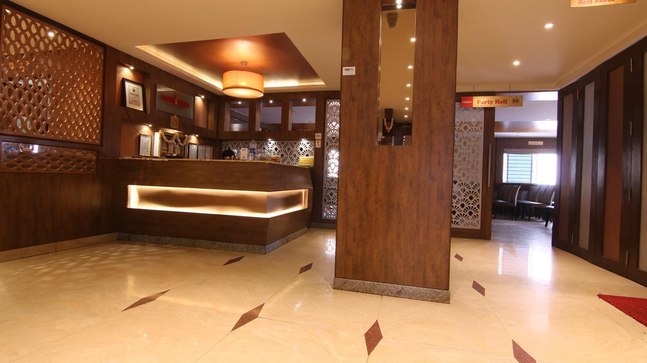 Hotel Sri Nandi Comforts Bengalúr Exteriér fotografie